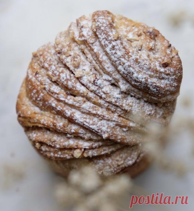 Краффины, на Пасху и без повода • Dolce Vita Blog Как испечь пасхальные куличи? Самые красивые и необычные слоеные булочки на Пасху, воздушное тесто как на панеттоне. Подробный рецепт с пошаговыми фото