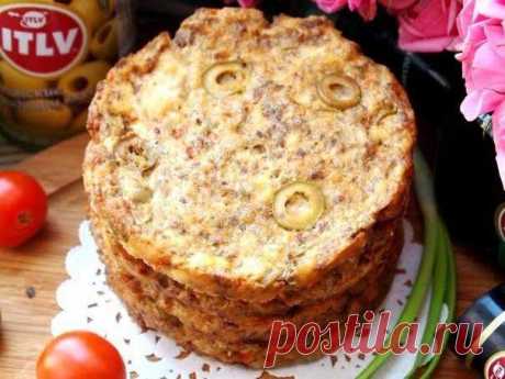 Куриные лепёшки с оливками и льняной мукой Ингредиенты:  Куриная грудка — 500 г Морковь — 1 шт. Соевый соус — 2 ст. л. Уксус баль