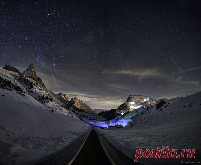 Dolomiti by night. by Giò Tarantini / 500px