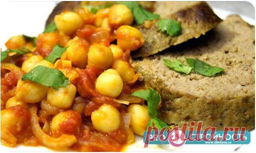 Мясной рулет из говядины с нутом и томатами