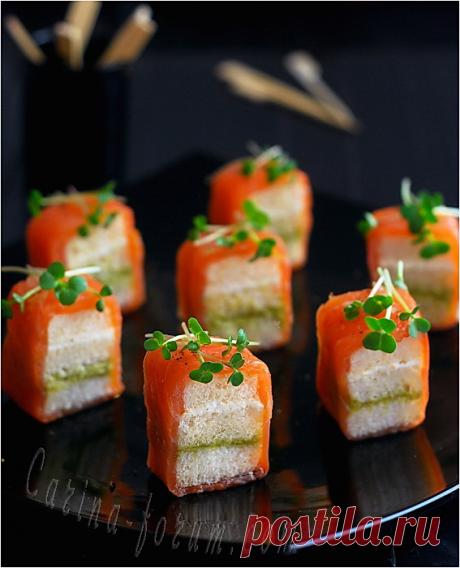 Мини сэндвичи с копченым лососем - от Карины