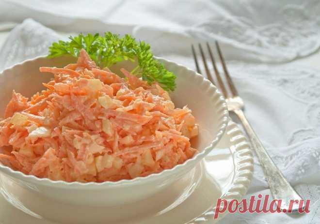 Морковный салат с яйцом