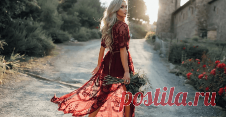 Свадебные платья красного цвета - фото