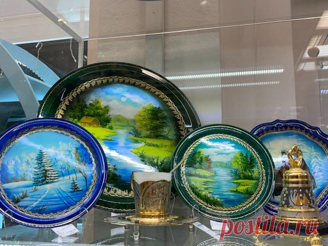 Очень красивый и почти забытый уральский промысел: Тагильская роспись подносов | Соло - путешествия | Яндекс Дзен