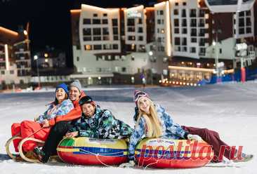 Россияне уже в середине октября начали активно бронировать туры на Новый год, чтобы успеть приобрести их по низким ценам. Почти треть всех бронирований сейчас занимают поездки по России, но в рейтинг популярных также входят и некоторые зарубежные направления, такие как ОАЭ, Таиланд, Турция, Египет и другие.

На новогодние праздники, путешественники покупают билеты на «Авиасейлс» по следующим внутрироссийским направлениям...

Смотреть https://everlasting-cat.livejournal.com/497965.html