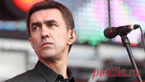 Вячеслав Бутусов лечит насморк пылесосом