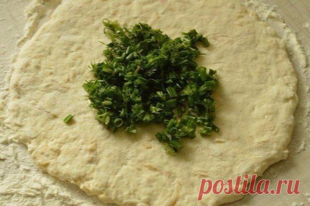 Вкусно просто бесподобно! Сырные лепешки с начинкой — Фактор Вкуса