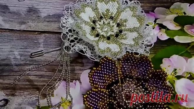 Бисероплетение брошки цветочки
