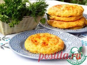 Кукурузно-картофельные лепешки с брынзой - кулинарный рецепт