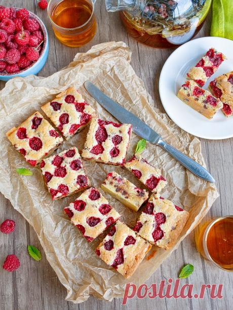 Малиновые блонди с шоколадом на Вкусном Блоге Малиновые блонди с шоколадом - вкусные проверенные рецепты, подбор рецептов по продуктам, консультации шеф-повара, пошаговые фото, списки покупок на VkusnyBlog.Com