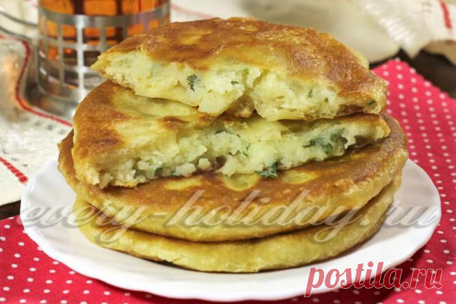 Жареные лепешки с картофелем и брынзой - очень аппетитные и неповторимо вкусные
