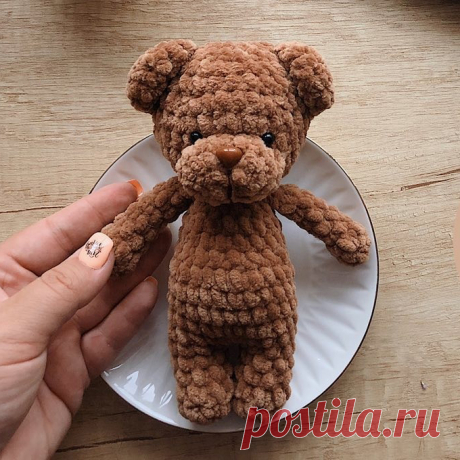 PDF Мини Мих крючком. FREE crochet pattern; Аmigurumi toy patterns. Амигуруми схемы и описания на русском. Вязаные игрушки и поделки своими руками #amimore - плюшевый медведь, медвежонок, мишка.