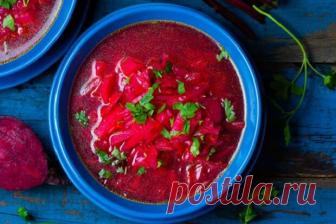 6 уловок, с которыми борщ станет настоящим шедевром - Steak Lovers - медиаплатформа МирТесен Легендарное первое блюдо – борщ – имеет столько же вариаций приготовления, сколько узбекский плов. Кулинары ведут жаркие споры на тему того, какой рецепт борща может считаться правильным. Однако тут дело скорее в местной принадлежности – львовский борщ всегда отличается от полтавского, а московский...