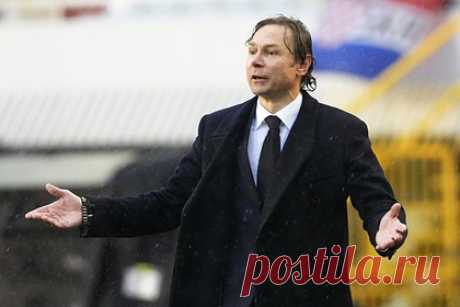 Карпин рассказал о состоянии Кудряшова после автогола. Главный тренер сборной России Валерий Карпин рассказал о состоянии защитника команды Федора Кудряшова после автогола в матче заключительного тура отборочного турнира чемпионата мира-2022 против команды Хорватии. Специалист заявил, что пообщался с Кудряшовым по телефону, и узнал, что его настроение улучшилось.