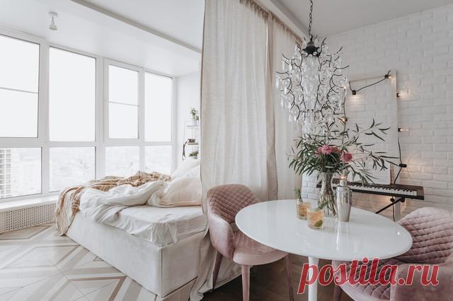 Ситуаций, в которых вам понадобится пригласить профессионального фотографа — десятки. Вы решили сдавать жилье. Или дизайнер, с которым вы делали проект, просит кадры в портфолио. Или договорился с журналом и о вас будут делать репортаж. Или вы хотите выгодно продать квартиру. Смысл один: к вам в дом приедет фотограф. Как подготовить помещение к его приезду?