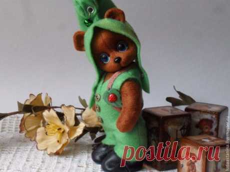 МИШУТКА -ЭЛЬФИК В КОМБИНЕЗОНЕ. Выкройка