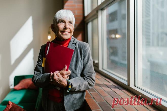 Питание против слабоумия: лучшие продукты, чтобы предотвратить ухудшение состояния мозга Это было бы слишком хорошо, но деменцию еще нельзя предотвратить. Тем более важно защитить и укрепить мозг. Диета может внести большой вклад. Вот самые важные питательные вещества для здоровых серых клеток.