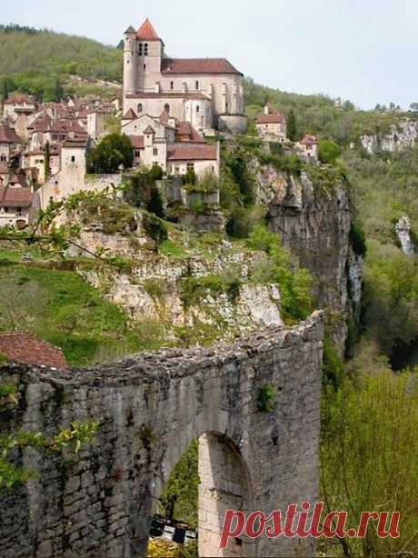 Saint-Cirq-Lapopie