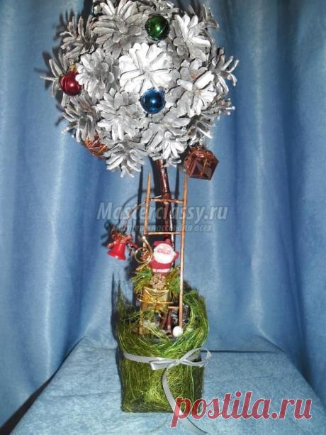 Топиарий из сосновых шишек. Веселый Санта. Мастер-класс с пошаговыми фото