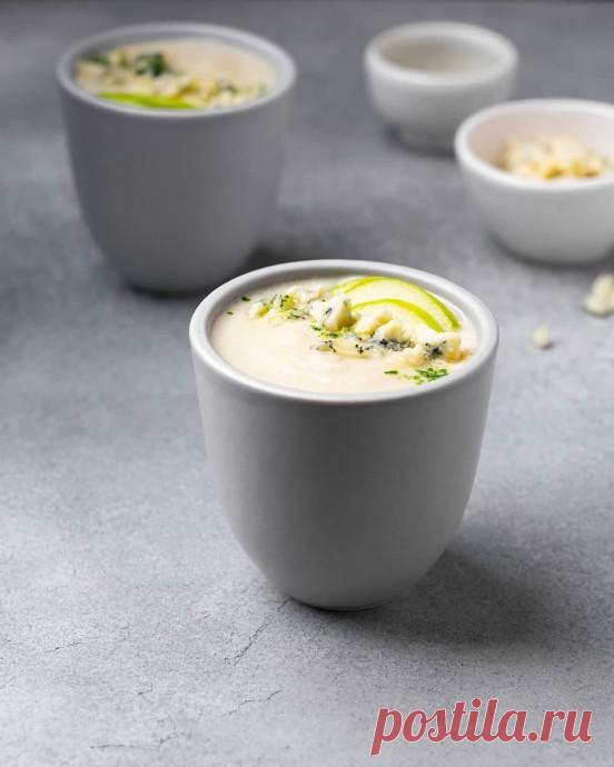 Крем–суп из корня сельдерея и яблок