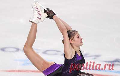 Косторная рассказала, почему не стала прыгать тройной аксель на Гран-при в Гренобле. После короткой программы россиянка идет второй