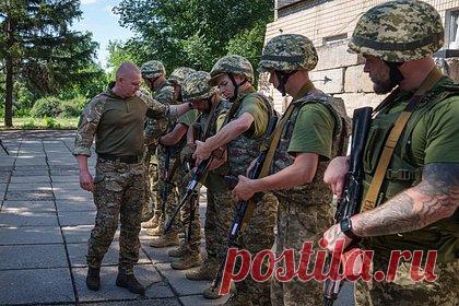 В Киеве военкомы начали вручать повестки в метро