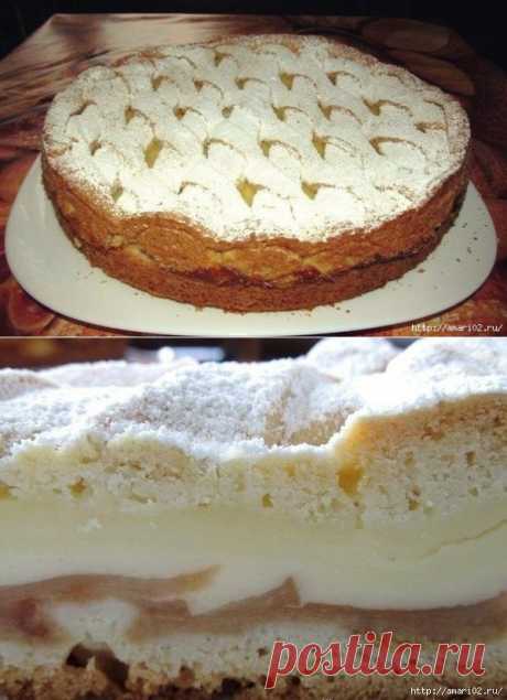 Яблочный песочный пирог с кремом..