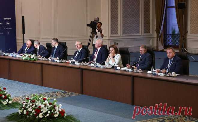 О чем Россия и Украина договорились на третьем раунде переговоров. 23 июля в Стамбуле прошел третий раунд российско-украинских переговоров. О чем договорились делегации, — в материале РБК