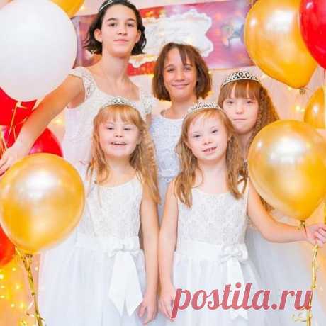 Друзья, сегодня 21 Марта! Сегодня День «солнечных людей» , World Down Syndrome Day!

Я  Ирина Шарлау являюсь Председателем управляющего совета. Творческого дома «Солнечный Ангел» и считаю что каждый ребёнок имеет право быть в нашем обществе.

Люди с Дополнительной хромосомой жизнерадостные , и весёлые! Среди них есть спортсмены, актеры, музыканты и даже модели. 
Среди наших детских моделей в модельном доме Шарлау Ирины  есть такие  Солнечные  принцессы ! Хочется выделить к...