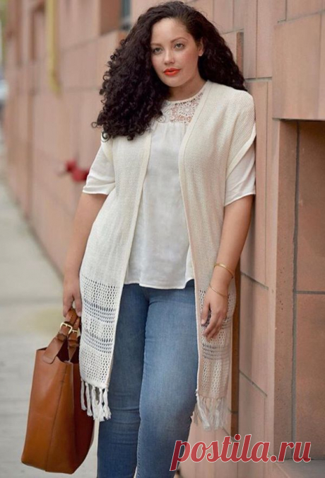 Кардиганы для полных женщин: фото красивых образов! 
Ажурные кардиганы так украшают летние образы, а уютные из плотной пряжи согревают в демисезонье и морозные зимние дни. Они способны служить стильной заменой пиджакам, иногда даже плащам в начале осен…