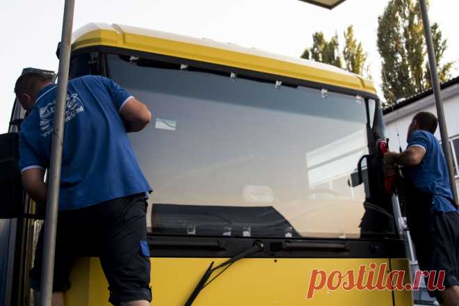 Установка лобового стекла на Renault Magun в Кишиневе