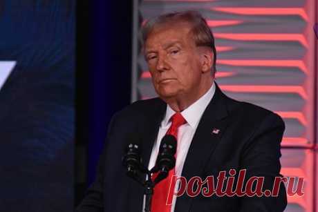 В Колорадо озвучили условия восстановления Трампа на праймериз. Бывшего президента США Дональда Трампа восстановят в бюллетенях республиканских праймериз в Колорадо в том случае, если его дисквалификация не будет утверждена федеральным Верховным судом, заявила госсекретарь штата Джена Гризвольд. Она призвала Верховный суд проявить оперативность с учетом приближающегося «дедлайна».