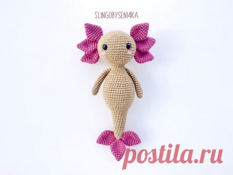 PDF Аксолотль Павел крючком. FREE crochet pattern; Аmigurumi toy patterns. Амигуруми схемы и описания на русском. Вязаные игрушки и поделки своими руками #amimore - аксолотль из обычной пряжи, амфибия.