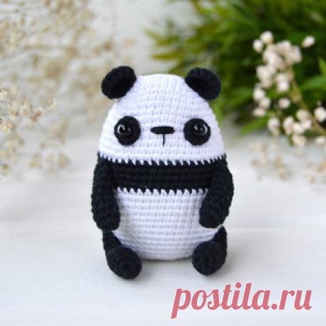 Малыш панда амигуруми. Схемы и описания для вязания игрушек крючком! Бесплатный мастер-класс от Люси Розоновой по вязанию малыша панды крючком. Высота вязаной игрушки всего 7,5 см. Для изготовления такого маленького миш…