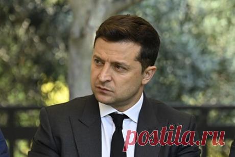 В России оценили обещания Зеленского «вернуть» Крым как скифское золото. Политолог, член Совета по межнациональным отношениям при президенте РФ Богдан Безпалько оценил обещания президента Украины Владимира Зеленского «вернуть» Крым, как скифское золото. По его мнению, это хайп и попытка повысить падающий предвыборный рейтинг. Политолог не исключил, что Зеленского не изберут на второй срок.