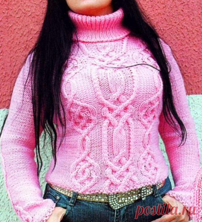 Свитер с высоким воротником