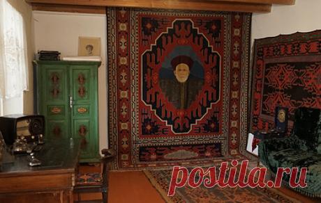 В Дагестане дом-музей поэта Гамзата Цадасы посетили более 100 тыс. человек. Как уточнил глава Хунзахского района Нурмагомед Задиев, в его фондах хранится более 1,8 тыс. экспонатов