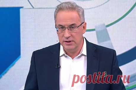 Роскомнадзор попросили проверить НТВ и Норкина из-за брани в эфире. Глава Федерального проекта по безопасности и борьбе с коррупцией Виталий Бородин пожаловался в Роскомнадзор на канал НТВ и его ведущего Андрея Норкина. Причиной послужила брань, прозвучавшая из уст Норкина в эфире программы за 12 апреля. Бородин, участвуя в ней, поссорился с ведущим и покинул студию.