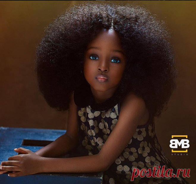 Темнокожие ангелы: Сестры из Нигерии были названы самыми красивыми девочками в мире