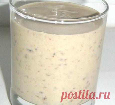 Кефир и гречневая мука очистят кишечник и сосуды, нормализуют обмен веществ и работу поджелудочной железы, снизят уровень сахара в крови.