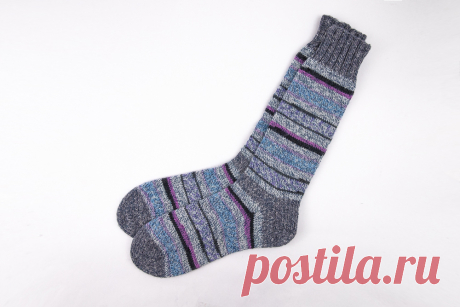 Носки Perfect Jacquard (37-38) - купить на Hollywool.ru Эластичные, практичные, теплые и очень симпатичные носки из пряжи Rellana Perfect Jacquard. Высокий паголенок, универсальное использование: в них есть все для того, чтобы радовать вас каждый день! 
Такие носки могут стать очень удачным подарком тому, кого вы хотите согреть своим теплом и подарить х...