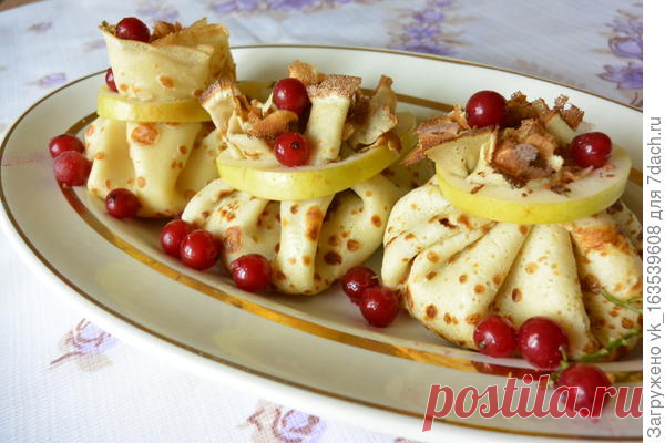 Блины с начинкой из яблок, груш и красной смородины - пошаговый рецепт приготовления с фото