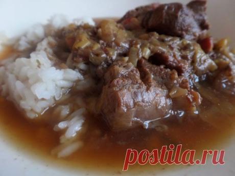 Говядина, томлёная в тёмном пиве с пряными травами | Четыре вкуса