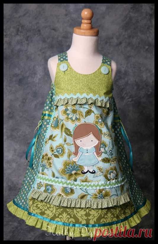 Appliqued Vida dress | Flickr - Photo Sharing!