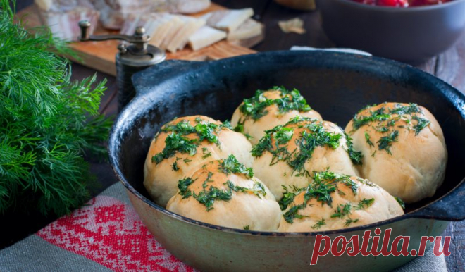 Пампушки с чесноком