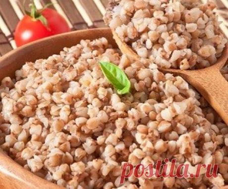 Восемь доступных продуктов, которые помогут похудеть Ошибочно распространено мнение, что диета и здоровое питание — это дорого и ощутимо бьет по бюджету. Эксперты развенчали этот миф.