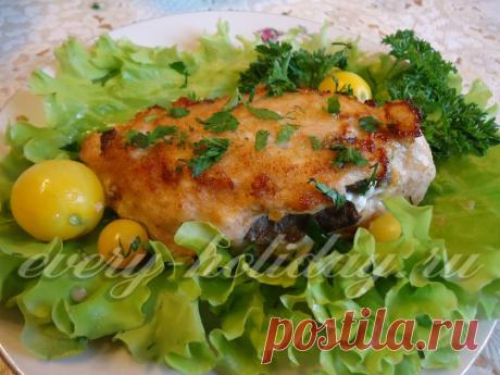 Куриная грудка, фаршированная грибами