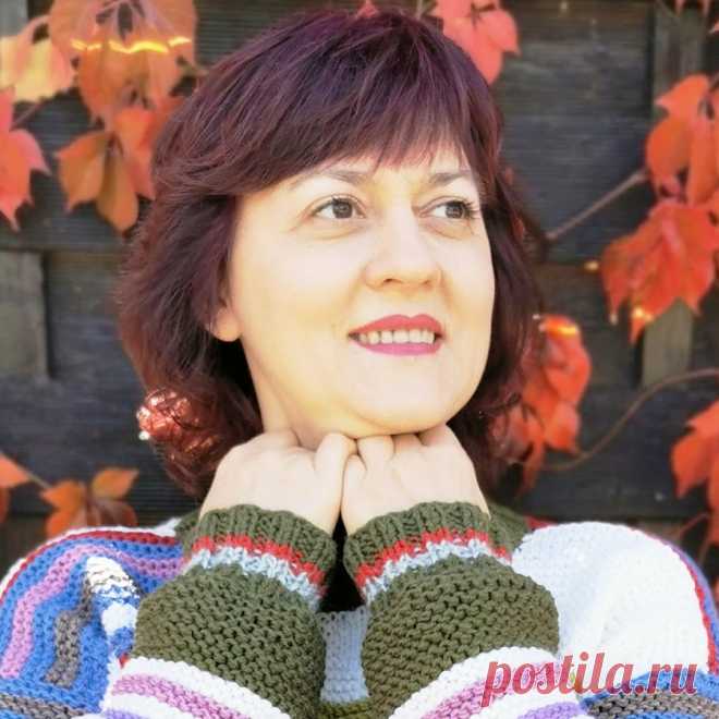 Вязание крючком, спицами, на вилке от студии Елены Ругаль. Уроки вязания и мастер-классы по различным техникам вязания спицами и крючком, презентации моделей вязаной одежды, полезные советы рукодельницам. Хотите научиться вязать крючком или на спицах? Подписывайтесь на наш канал и учитесь вязать вместе с нами. На нашем канале не только уроки вязания для начинающих, но и полный курс по всем техникам вязания крючком и спицами. Еженедельно на нашем канале публикуется не менее...
