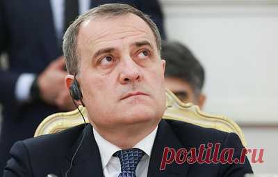 МИД Азербайджана выразил соболезнования Турции после крушения военного самолета. Азербайджанский министр иностранных дел Джейхун Байрамов позвонил турецкому коллеге Хакану Фидану