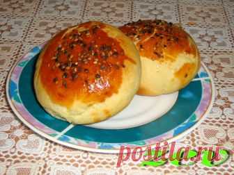 Погоча - турецкие булочки с сыром и кунжутом